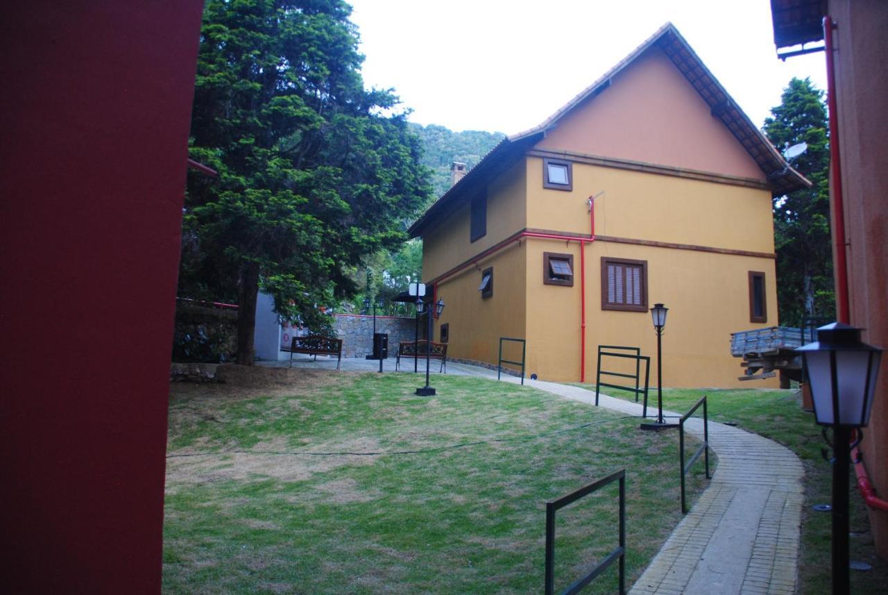 Hotel Vila Suica 1818 Нова-Фрибургу Екстер'єр фото